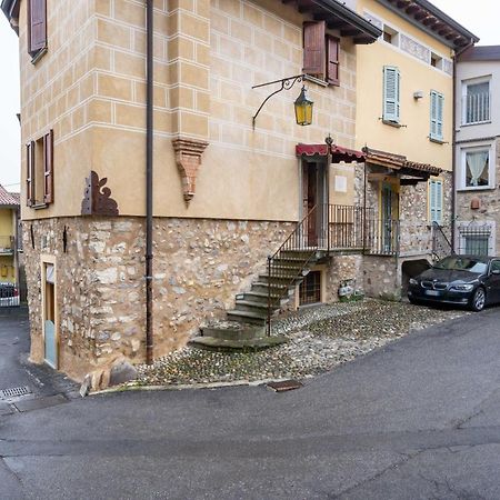 Le Chateau Franciacorta - By Host4U Appartement Colombaro  Buitenkant foto