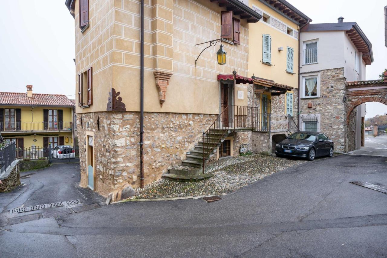 Le Chateau Franciacorta - By Host4U Appartement Colombaro  Buitenkant foto