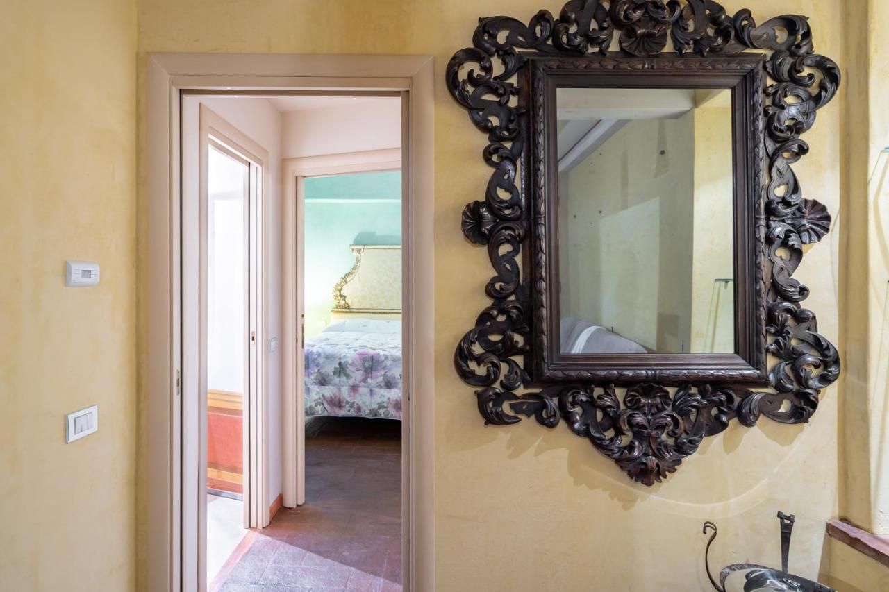 Le Chateau Franciacorta - By Host4U Appartement Colombaro  Buitenkant foto