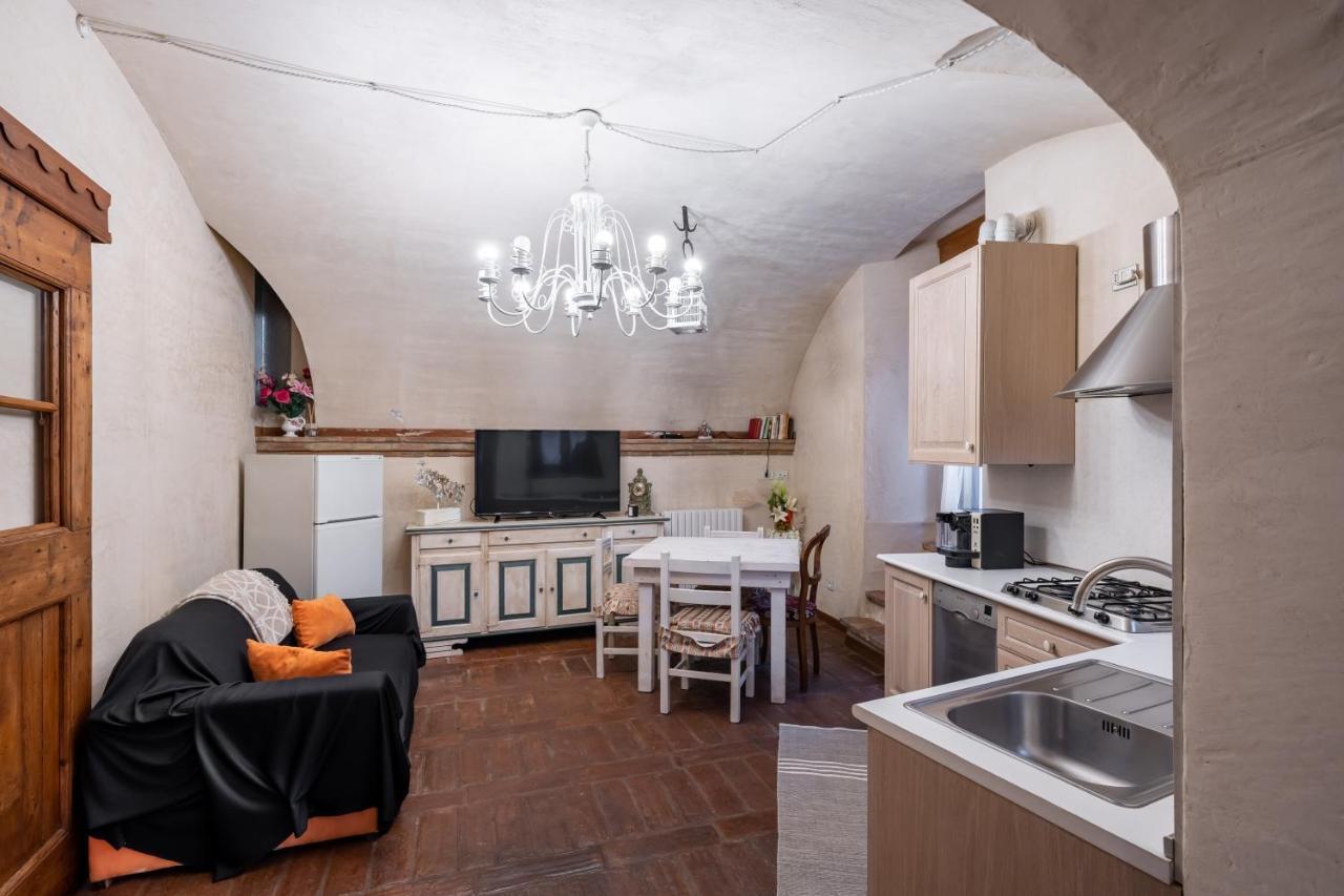 Le Chateau Franciacorta - By Host4U Appartement Colombaro  Buitenkant foto